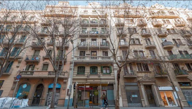 Apartamento de 3 dormitorios Barcelona Exterior foto